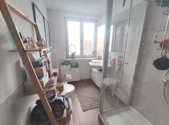 2. OG: Bad mit Dusche Bild 2