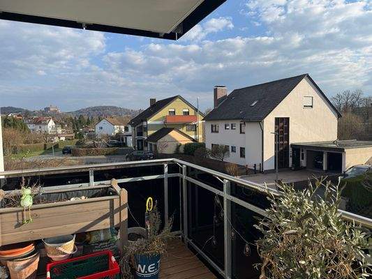 Sonniger Balkonblick