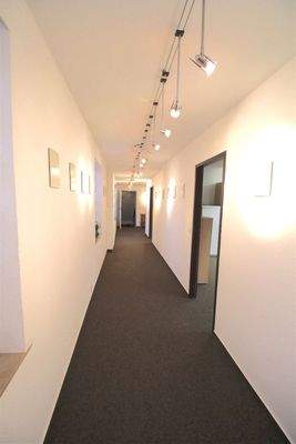 Flur 1. OG