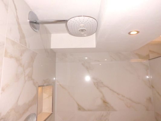 ENTSPANNEN UND ERHOLEN IM WELLNESSBAD PUR