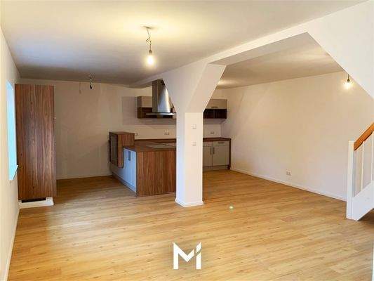 Essbereich mit Einbauküche