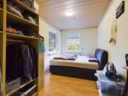 OG Schlafzimmer 1 