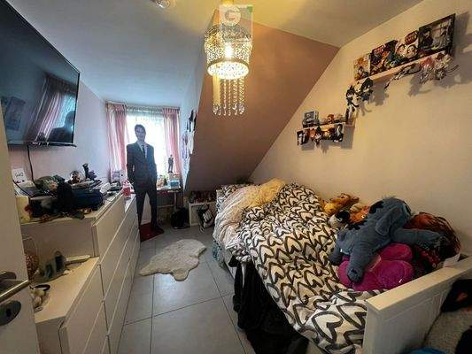 Kinderzimmer 1.OG (2)