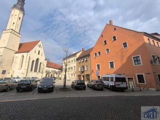 Parkmöglichkeiten gegenüber