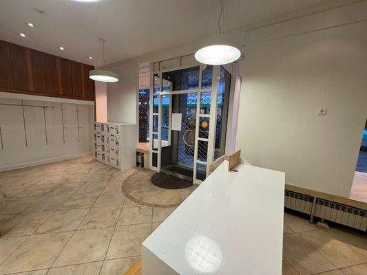 Eingangs- / Kasssenbereich