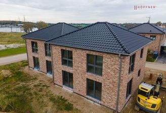 moderne Doppelhaushälfte