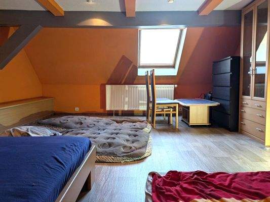 Gästezimmer im DG.jpeg