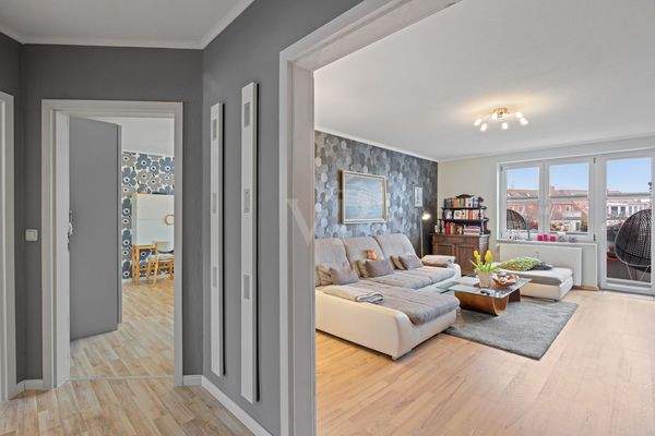 Blick ins Wohnzimmer 