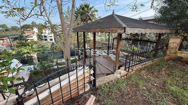 Sea View Spacious Villa with Private Garden in İzmir Turkey