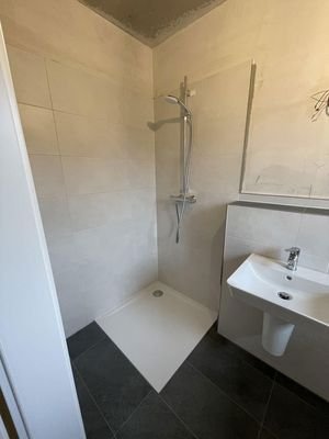 Duschbad EG