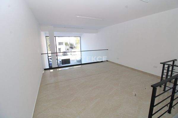 Shop in the Girne Center with High Rental Income