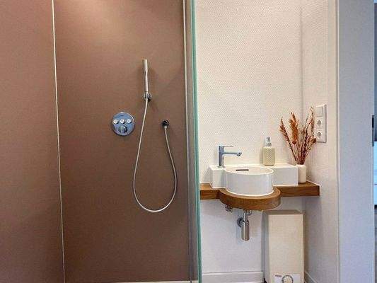 Duschbad im Dachgeschoss