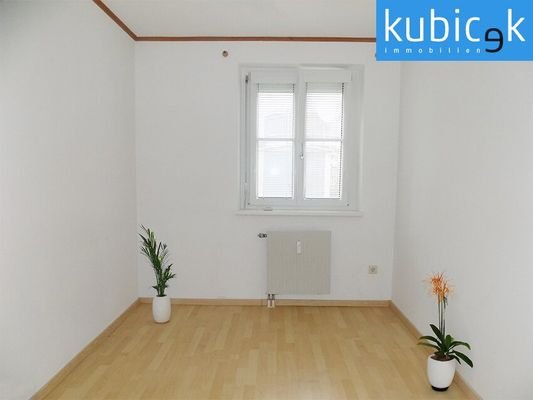 Kinder-/Arbeitszimmer