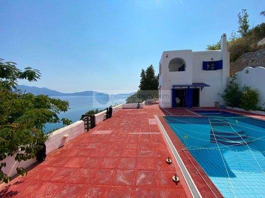 83ffe78eee714bf7996c0d523a0053af-original