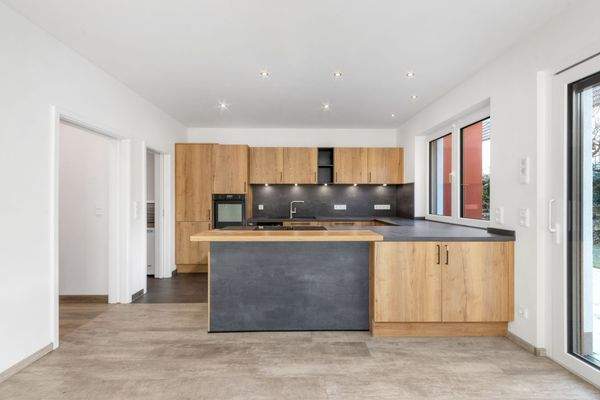 mit Schreinerarbeiten