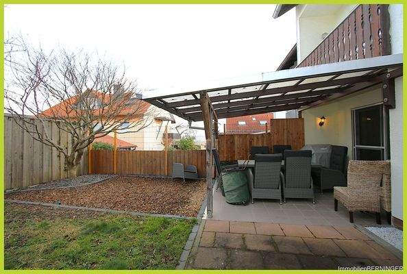 Garten und Sitzplatz