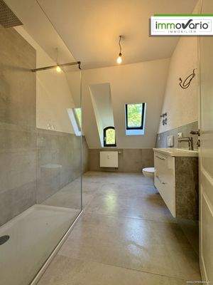 Badezimmer DG