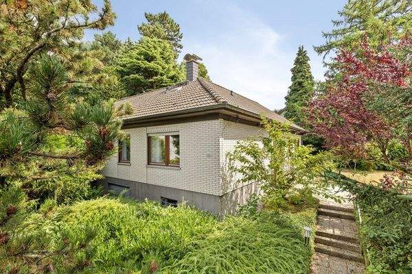 Frontansicht Eingangsbereich