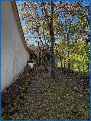 Ansicht hinten seitlich