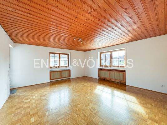 Heller Wohnbereich - Massivholz Parkettboden