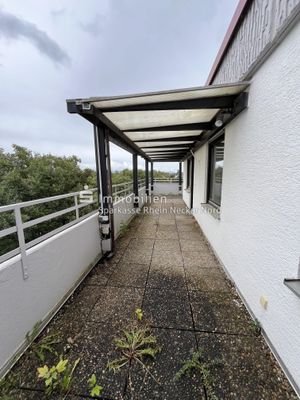 überdachte Terrasse