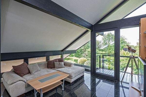 Das Studio im DG - vielleicht Ihr neues Atelier?