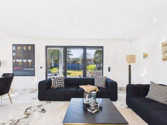 WE im EG - Wohnzimmer