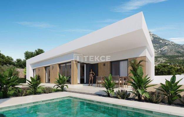 Finestrat Villas in Secure Estate Between Mountain and Sea