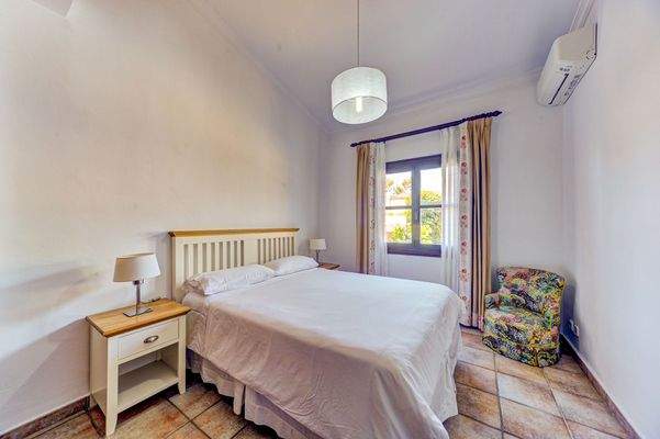 8. Guest bedroom in Portals Nous KRO01073