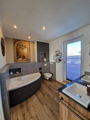 Masterbad en Suite OG