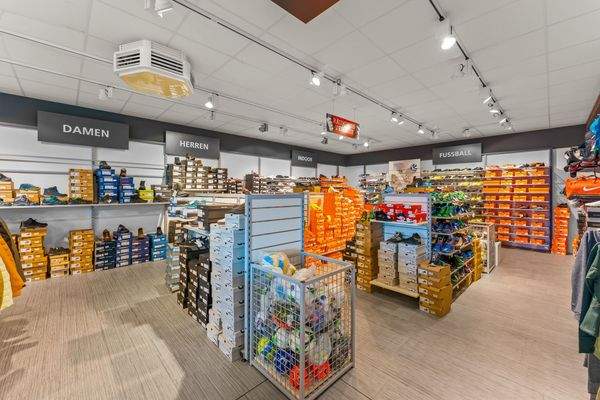 Gewerbefläche - Intersport