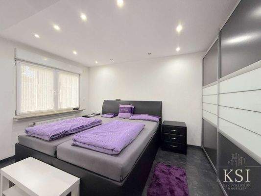 1. OG - Schlafzimer A1