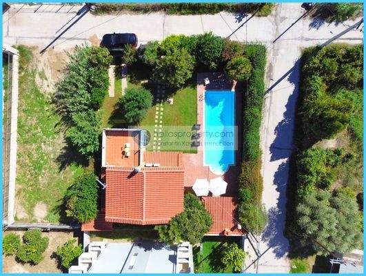 18ca49b2091b496f8f80ad0dede5f3ab-original