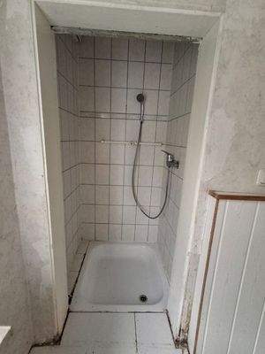 Dusche 1. OG