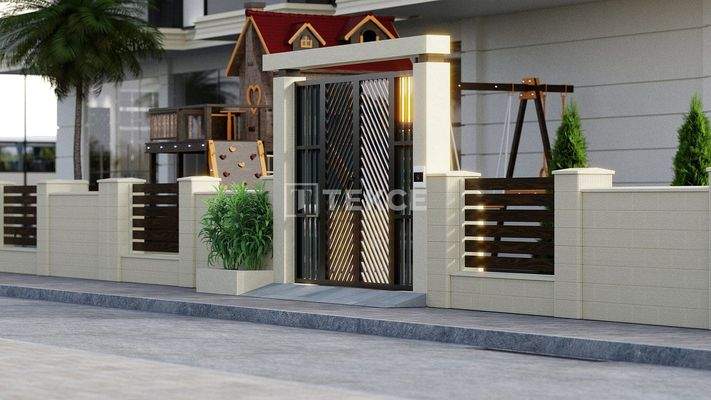 Sea and City View Real Estate in the Heart of Mahmutlar