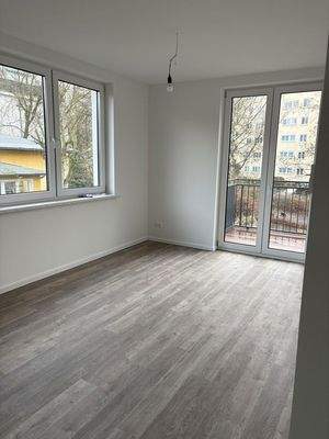 Wohnung OG mit Balkon