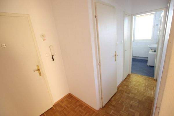 Schöne 2,5 Zi Wohung 64m² mit Loggia in der Singerberggasse - Klagenfurt