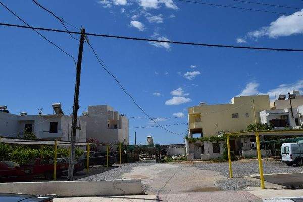 Südostkreta, Makry Gialos: Grundstück in Meeresnähe zu verkaufen