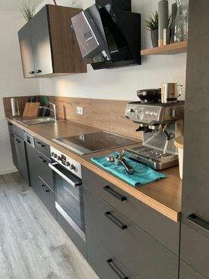 WhatsApp Image 2025-11-12 at 14.32.51(3).jpg