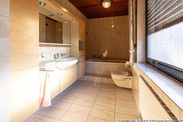 Badezimmer OG Hinterhaus