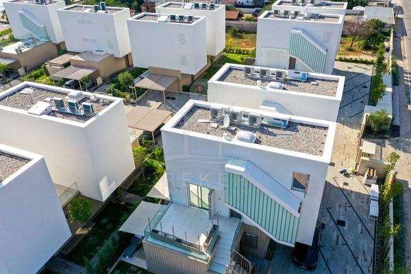 2 Wohnungen je Seite