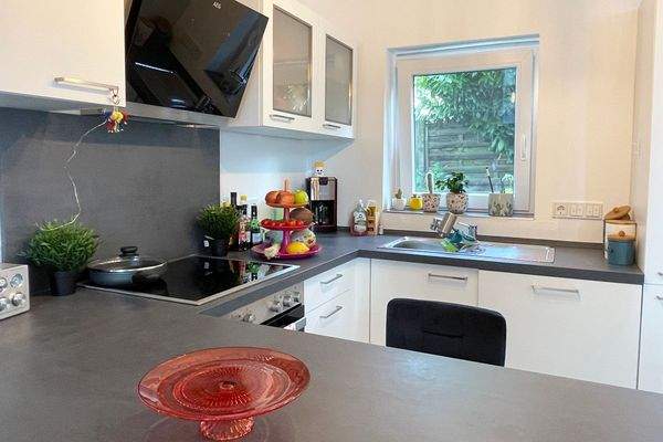 Küche in Wohnung Souterrain