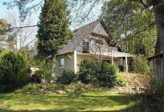 Blick auf den Balkon und die Terrasse