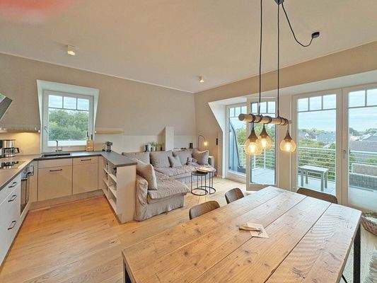 Wohn- und Essbereich