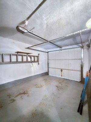 große Garage