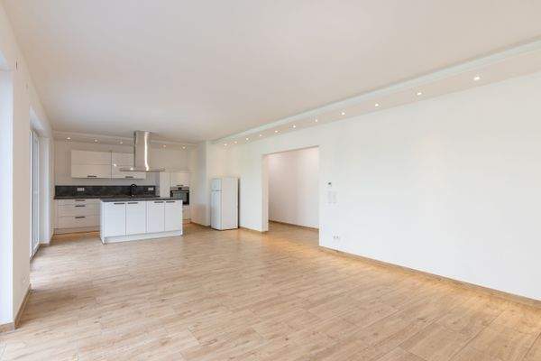 Wohnen mit Küche EG