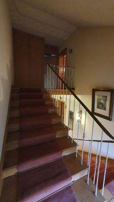 Aufgang zum Obergeschoss.jpg