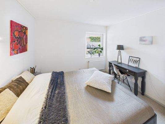 CAM03784G0-PR0100-STILL046