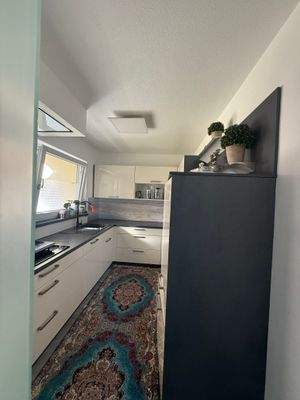 Einbauküche inklusive Geräte im Objekt vorhanden und inkludiert