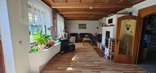 1000199814 (002).jpg